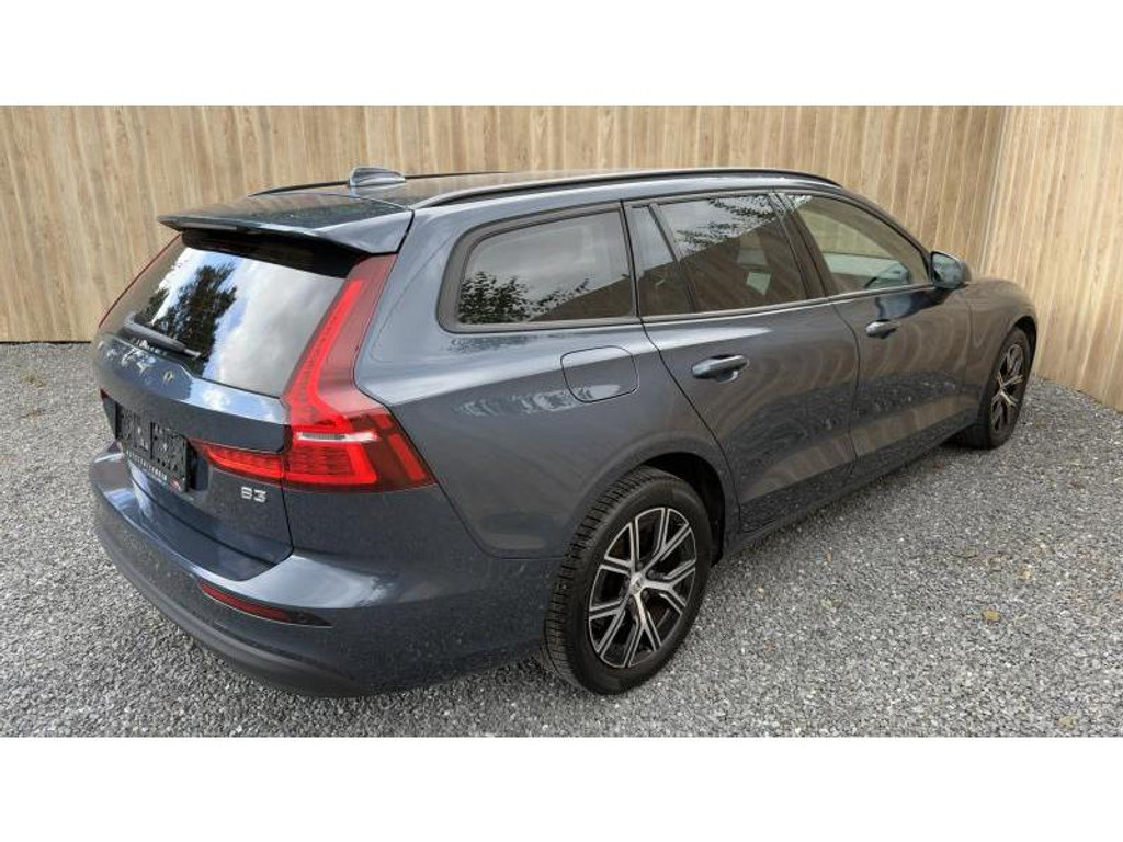 Volvo V60 Essential 57388233-4.jpg | Autocenter Hein