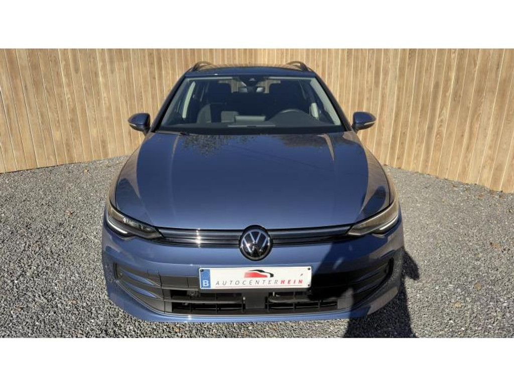 Volkswagen Golf VIII Life FACELIFT 57391030-1.jpg | Autocenter Hein