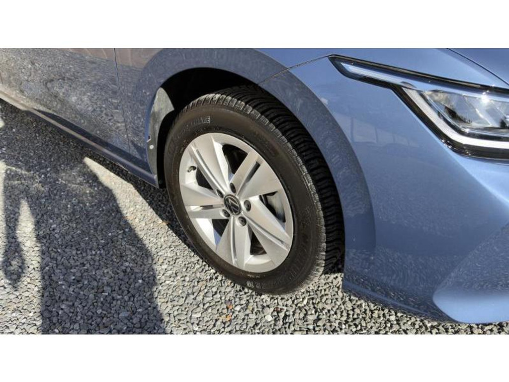Volkswagen Golf VIII Life FACELIFT 57391030-4.jpg | Autocenter Hein